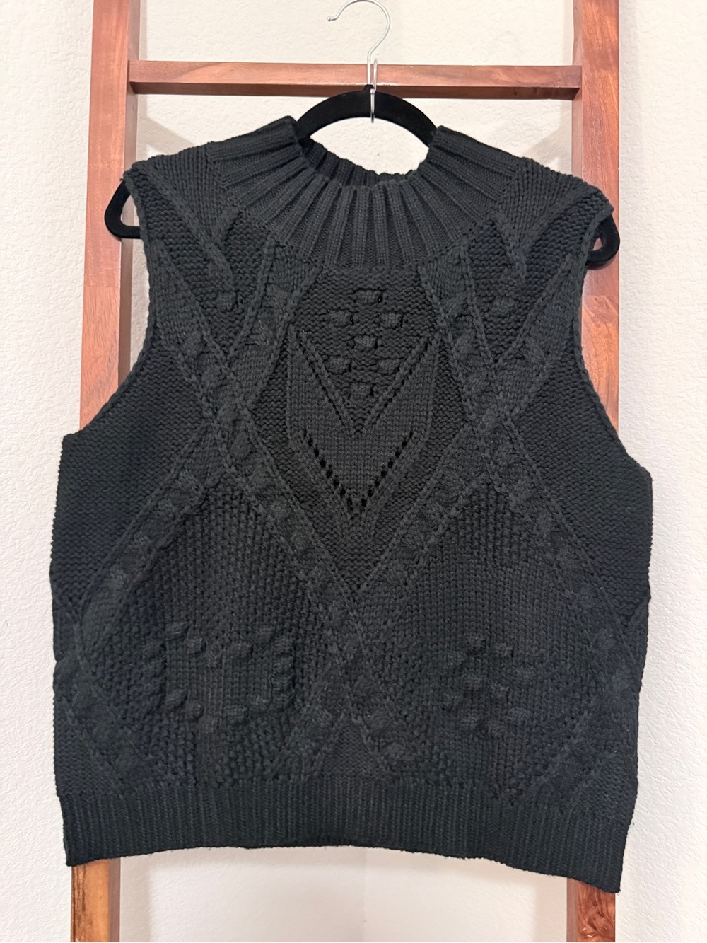 Black Cable-Knit Sleeveless Sweater Vest